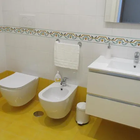 Bed and breakfast Domus Elvia-vietri